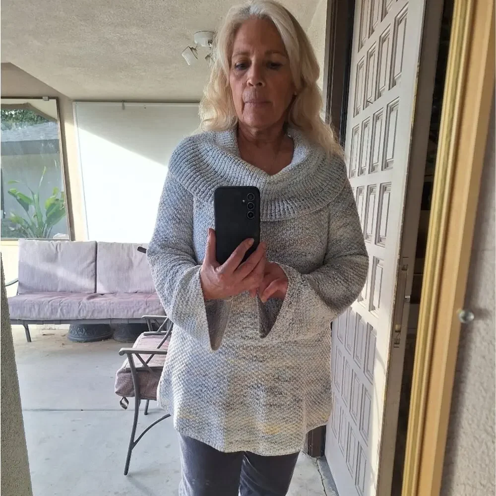 Women's Cozy Knit Sweater